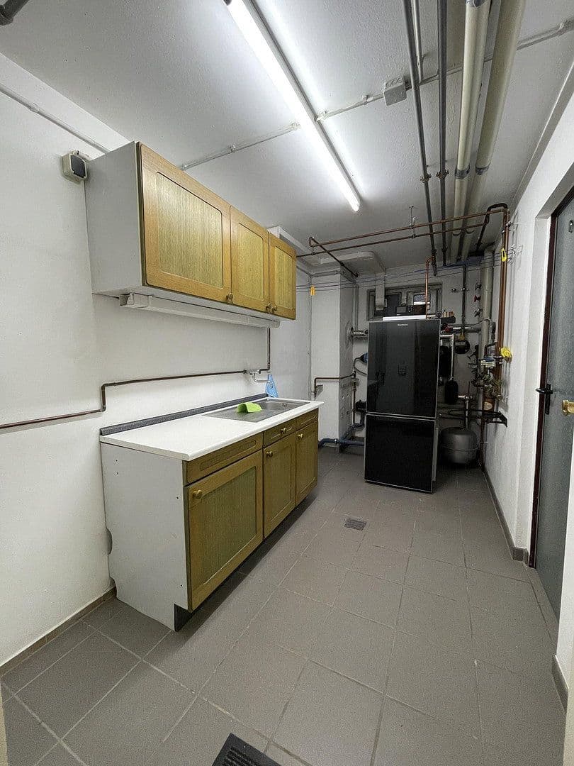 Pronájem domu 149 m², pozemek 56 m², Wiesbaden, Hessen Pronájem domu 149 m², pozemek 56 m², Wiesbaden, Hessen