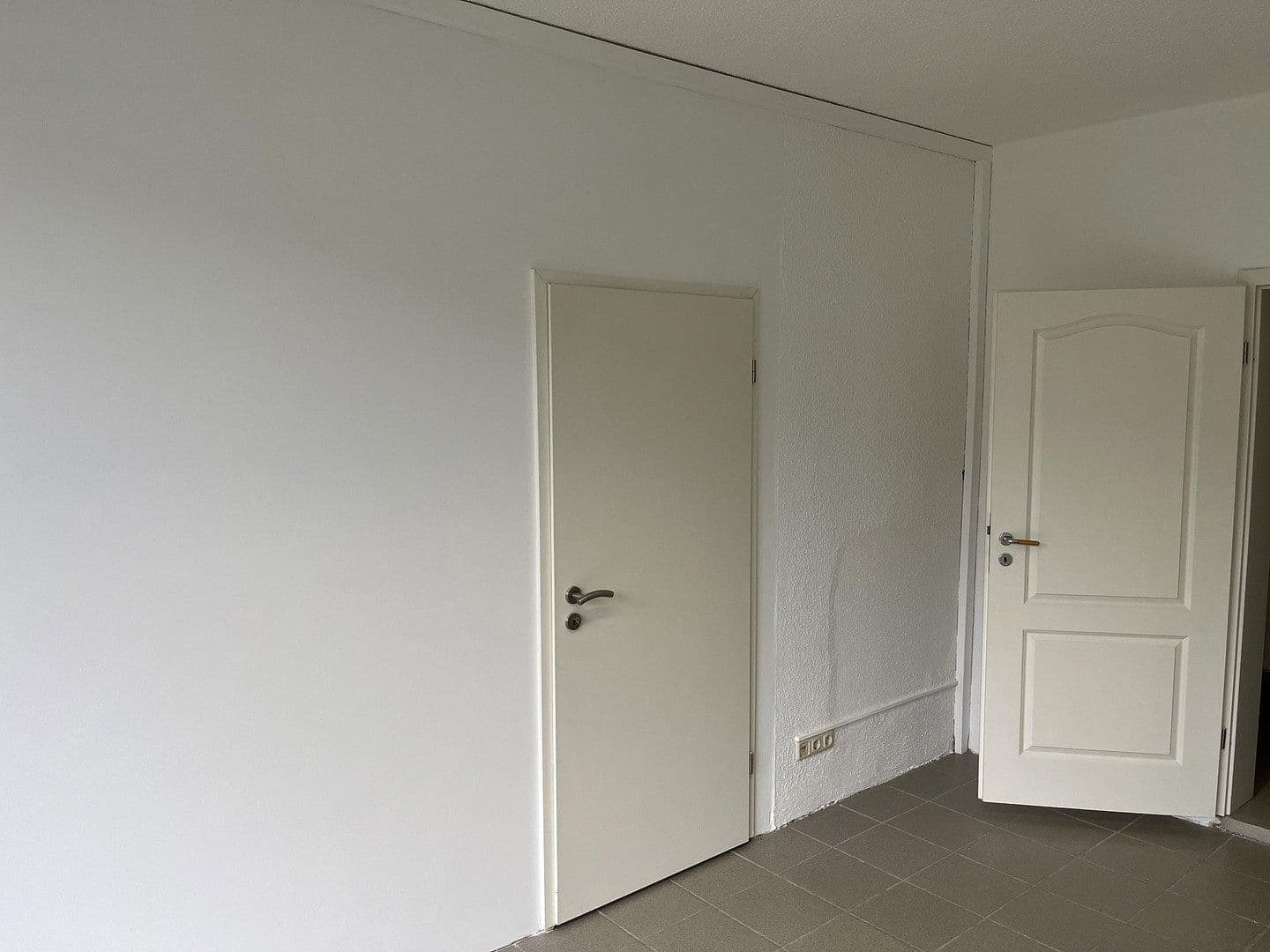 Pronájem kanceláře 63 m², Fackenburger Allee 44, Lübeck, Šlesvicko-Holštýnsko Pronájem kanceláře 63 m², Fackenburger Allee 44, Lübeck, Šlesvicko-Holštýnsko