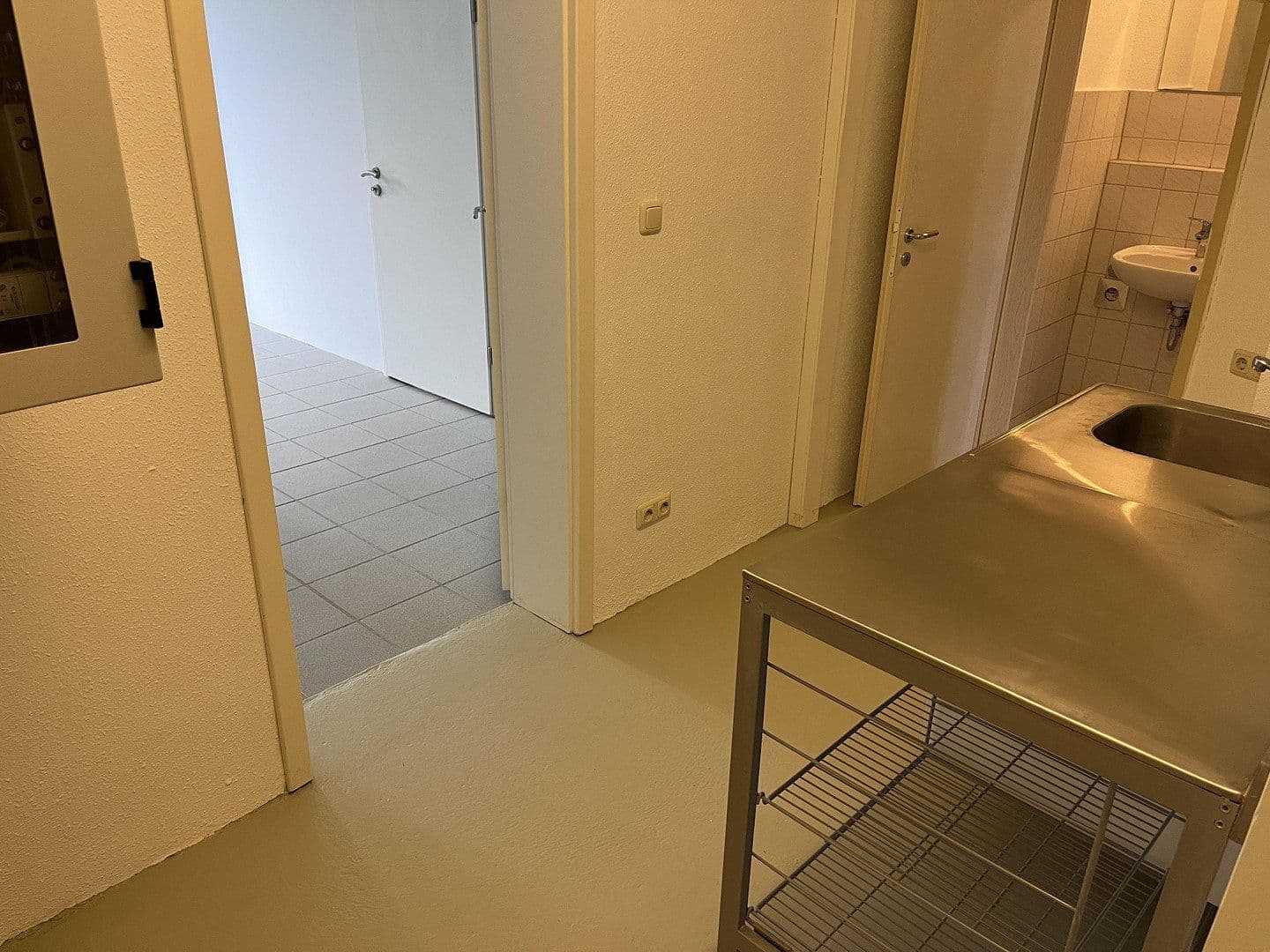 Pronájem kanceláře 63 m², Fackenburger Allee 44, Lübeck, Šlesvicko-Holštýnsko Pronájem kanceláře 63 m², Fackenburger Allee 44, Lübeck, Šlesvicko-Holštýnsko