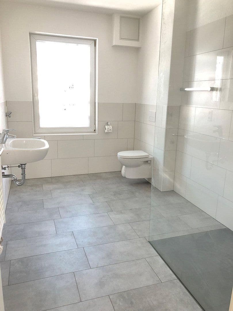 Pronájem bytu 19 m², Marktplatz 12, Furtwangen im Schwarzwald, Bádensko-Württembersko Pronájem bytu 19 m², Marktplatz 12, Furtwangen im Schwarzwald, Bádensko-Württembersko