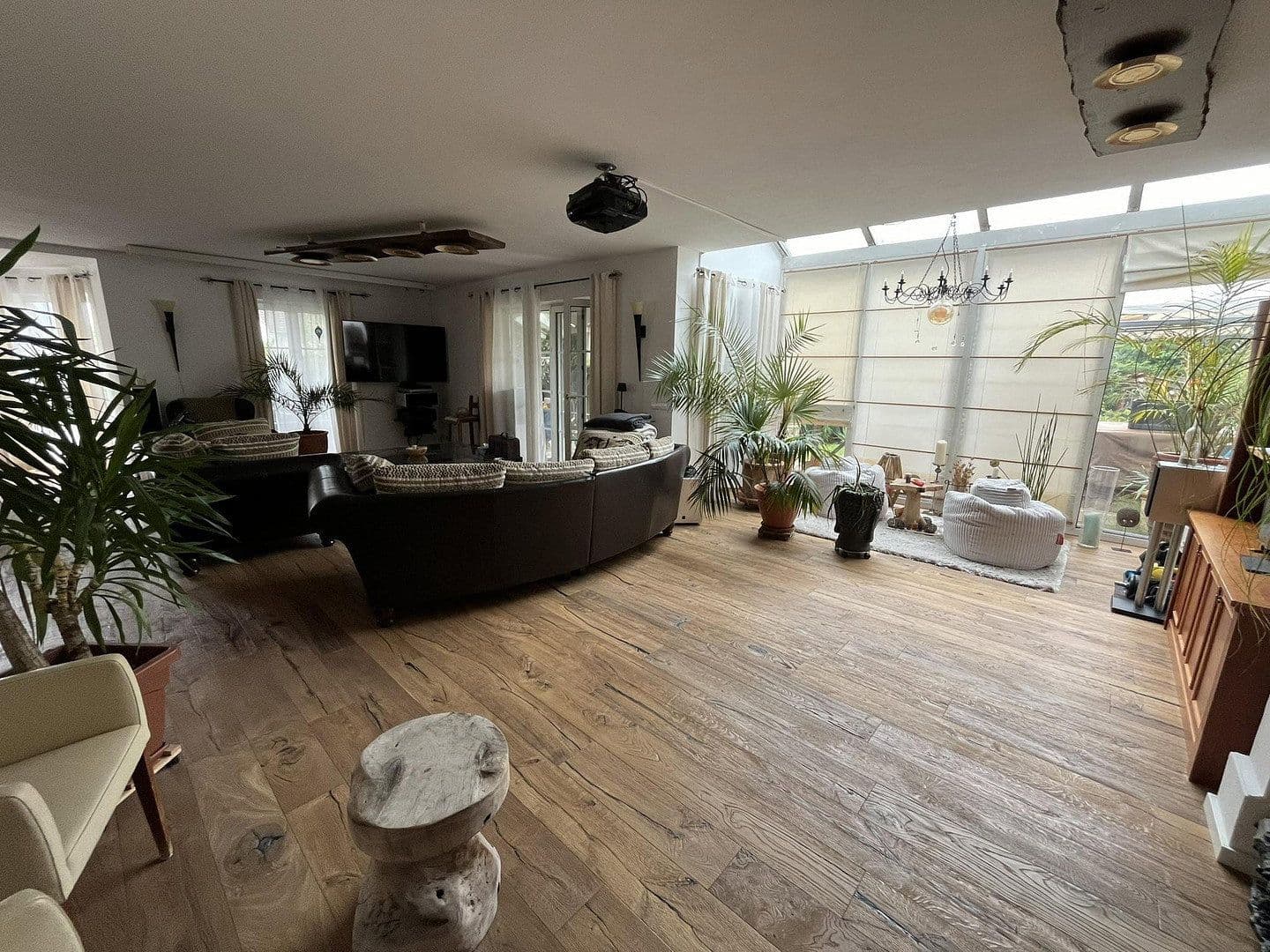 Prodej domu 260 m², pozemek 953 m², Hettenshausen, Bavorsko Prodej domu 260 m², pozemek 953 m², Hettenshausen, Bavorsko