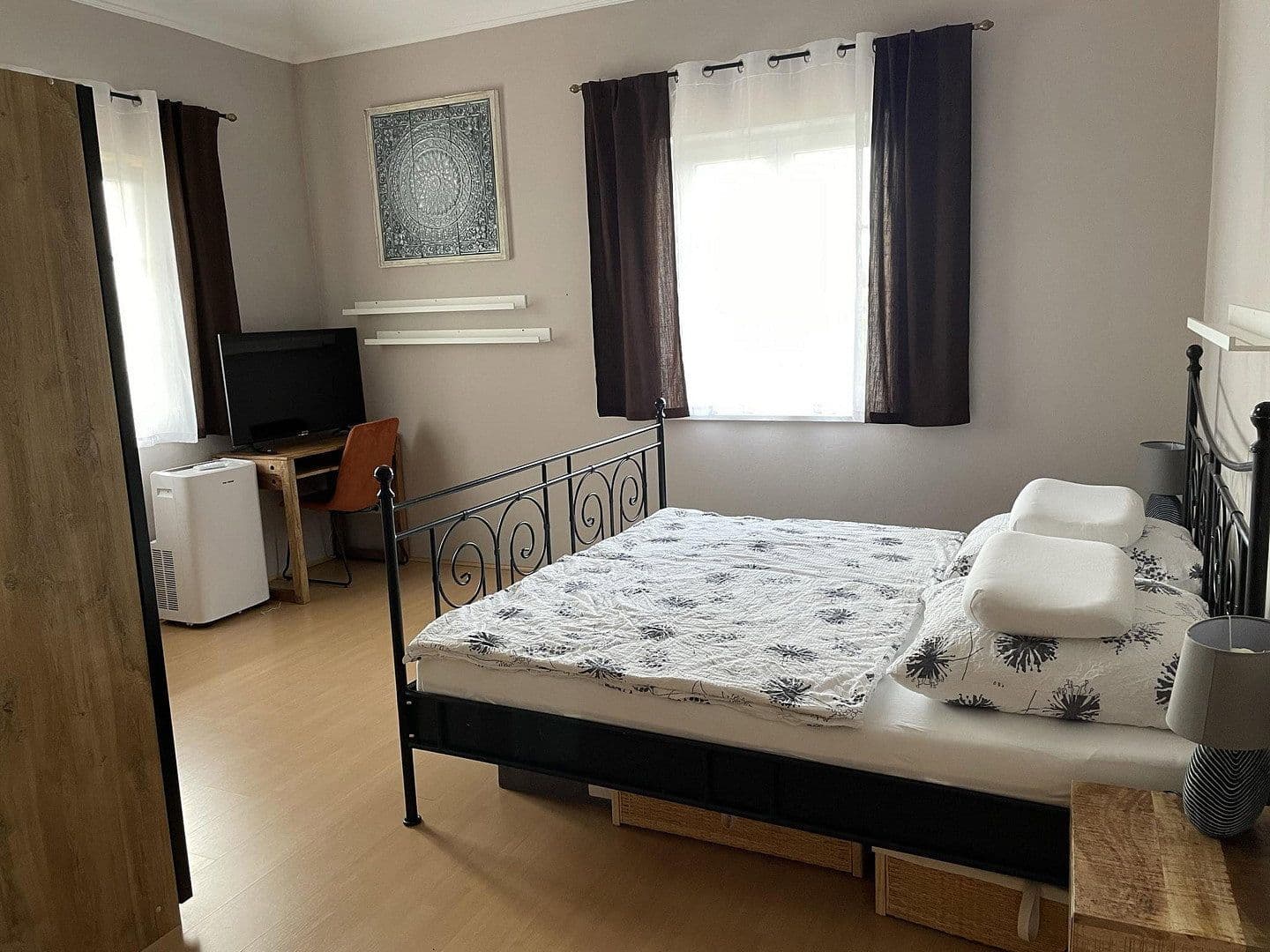 Prodej domu 260 m², pozemek 953 m², Hettenshausen, Bavorsko Prodej domu 260 m², pozemek 953 m², Hettenshausen, Bavorsko