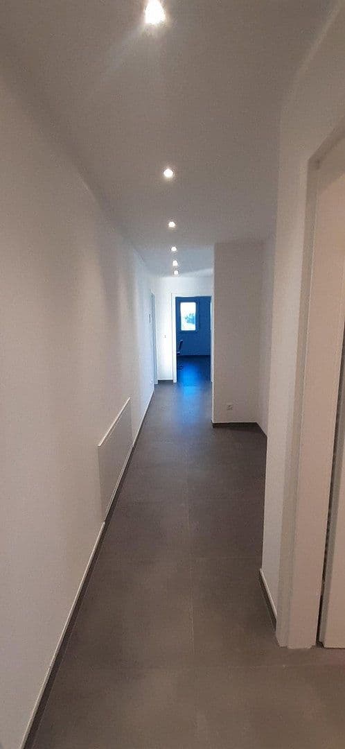 Pronájem bytu 5+1 156 m², Peter-Händel-Str. 10, Hemhofen, Bavorsko Pronájem bytu 5+1 156 m², Peter-Händel-Str. 10, Hemhofen, Bavorsko