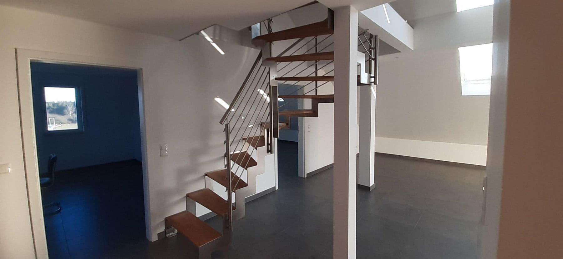 Pronájem bytu 5+1 156 m², Peter-Händel-Str. 10, Hemhofen, Bavorsko Pronájem bytu 5+1 156 m², Peter-Händel-Str. 10, Hemhofen, Bavorsko