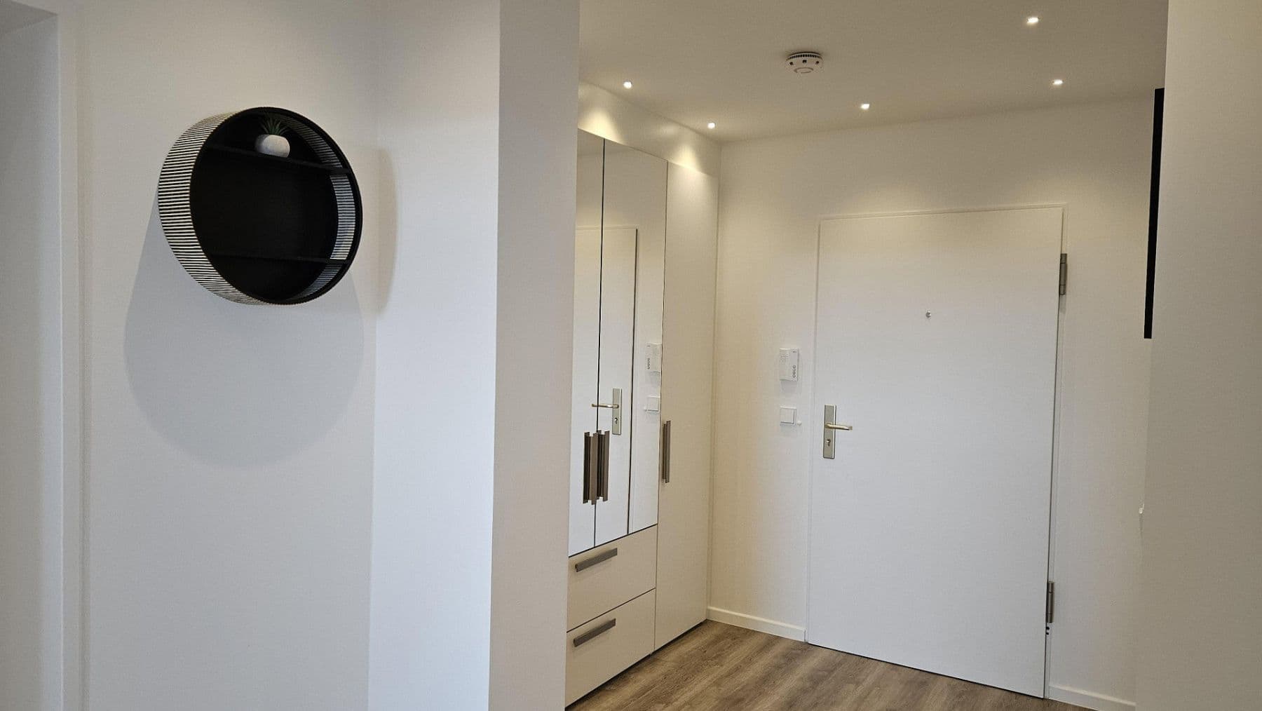 Pronájem bytu 2+1 60 m², Germering, Bavorsko Pronájem bytu 2+1 60 m², Germering, Bavorsko