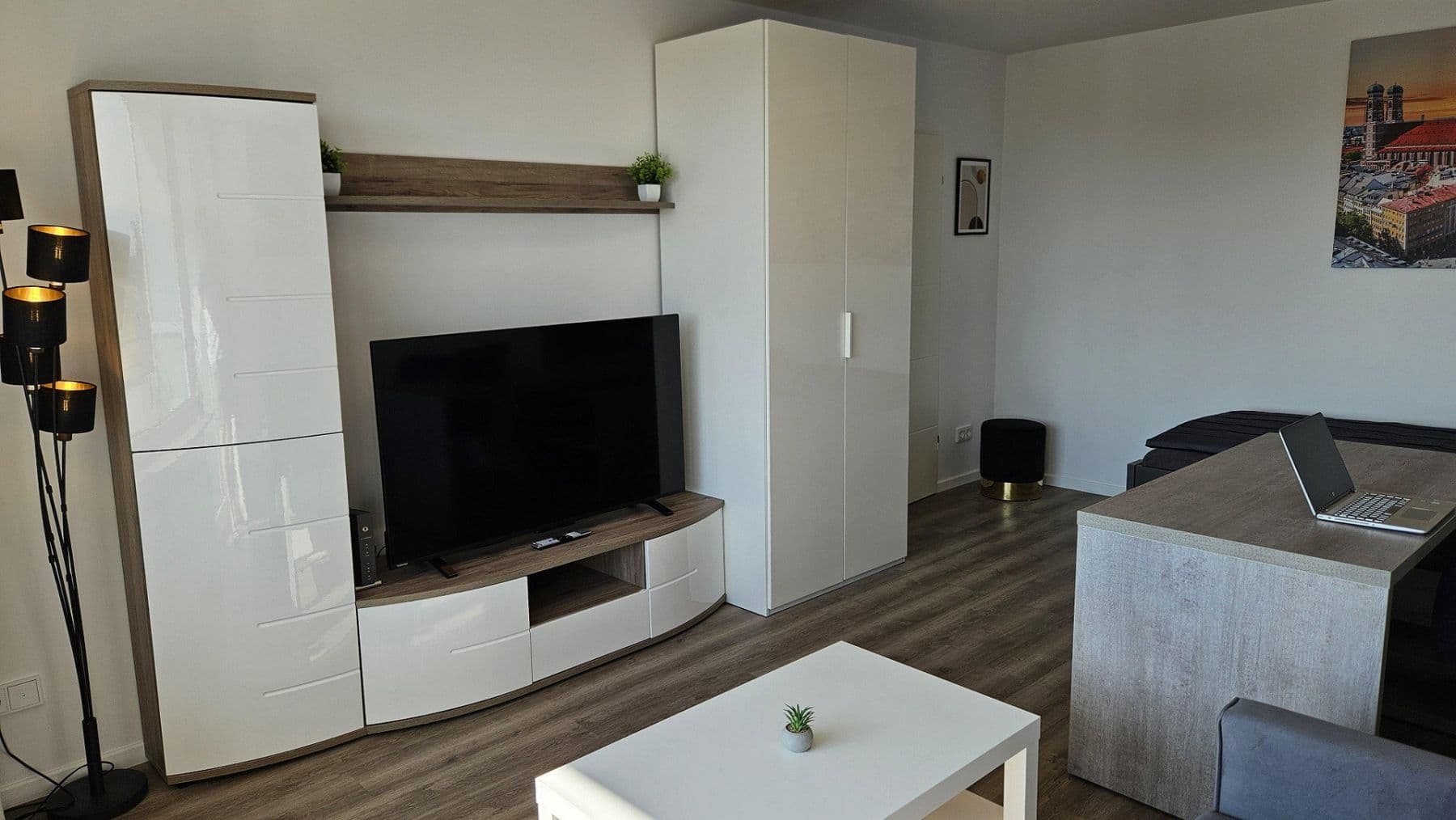 Pronájem bytu 2+1 60 m², Germering, Bavorsko Pronájem bytu 2+1 60 m², Germering, Bavorsko