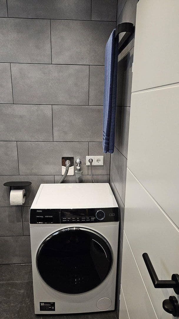 Pronájem bytu 2+1 60 m², Germering, Bavorsko Pronájem bytu 2+1 60 m², Germering, Bavorsko
