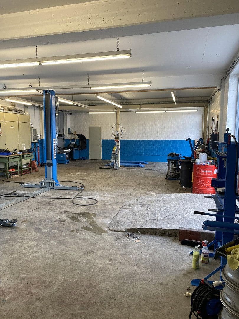 Pronájem nebytového prostoru 100 m², Margarete-von-Wrangell-Straße 17, Hanau, Hessen Pronájem nebytového prostoru 100 m², Margarete-von-Wrangell-Straße 17, Hanau, Hessen