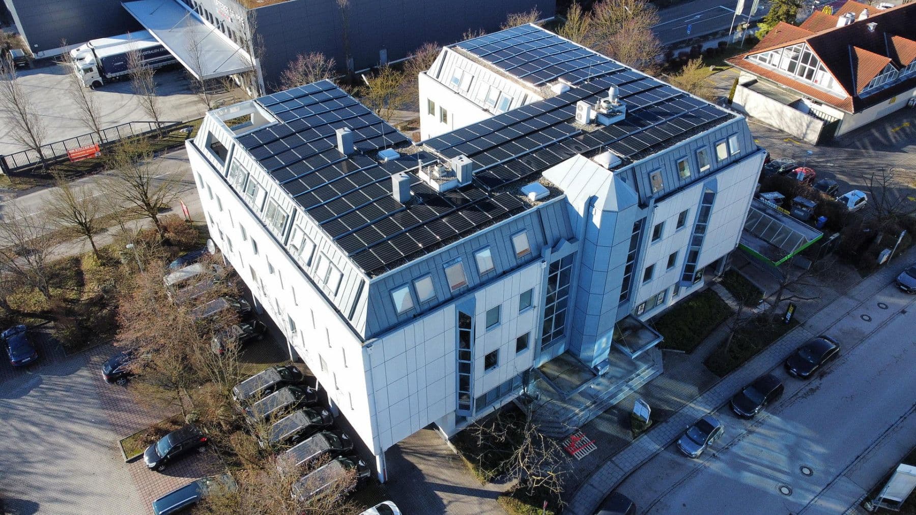 Pronájem kanceláře 320 m², Max-Planck-Straße 17, Unterschleißheim, Bavorsko Pronájem kanceláře 320 m², Max-Planck-Straße 17, Unterschleißheim, Bavorsko