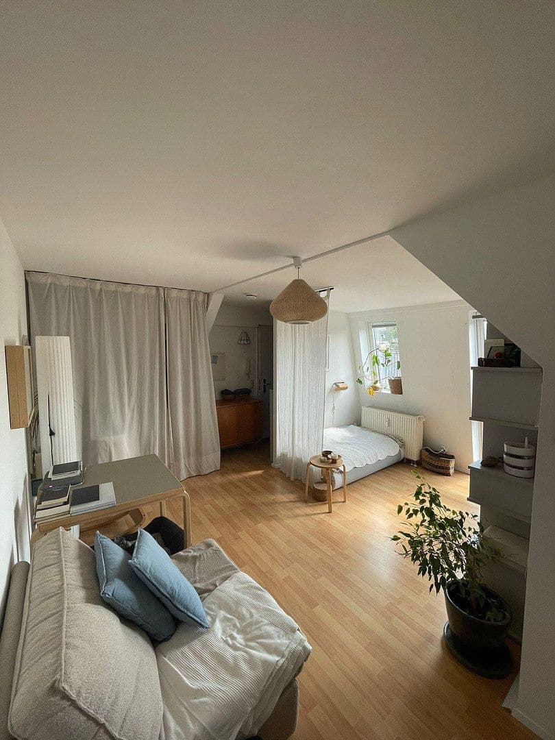 Pronájem bytu 1+1 30 m², Reilstr. 98 c, Halle, Sasko-Anhaltsko Pronájem bytu 1+1 30 m², Reilstr. 98 c, Halle, Sasko-Anhaltsko