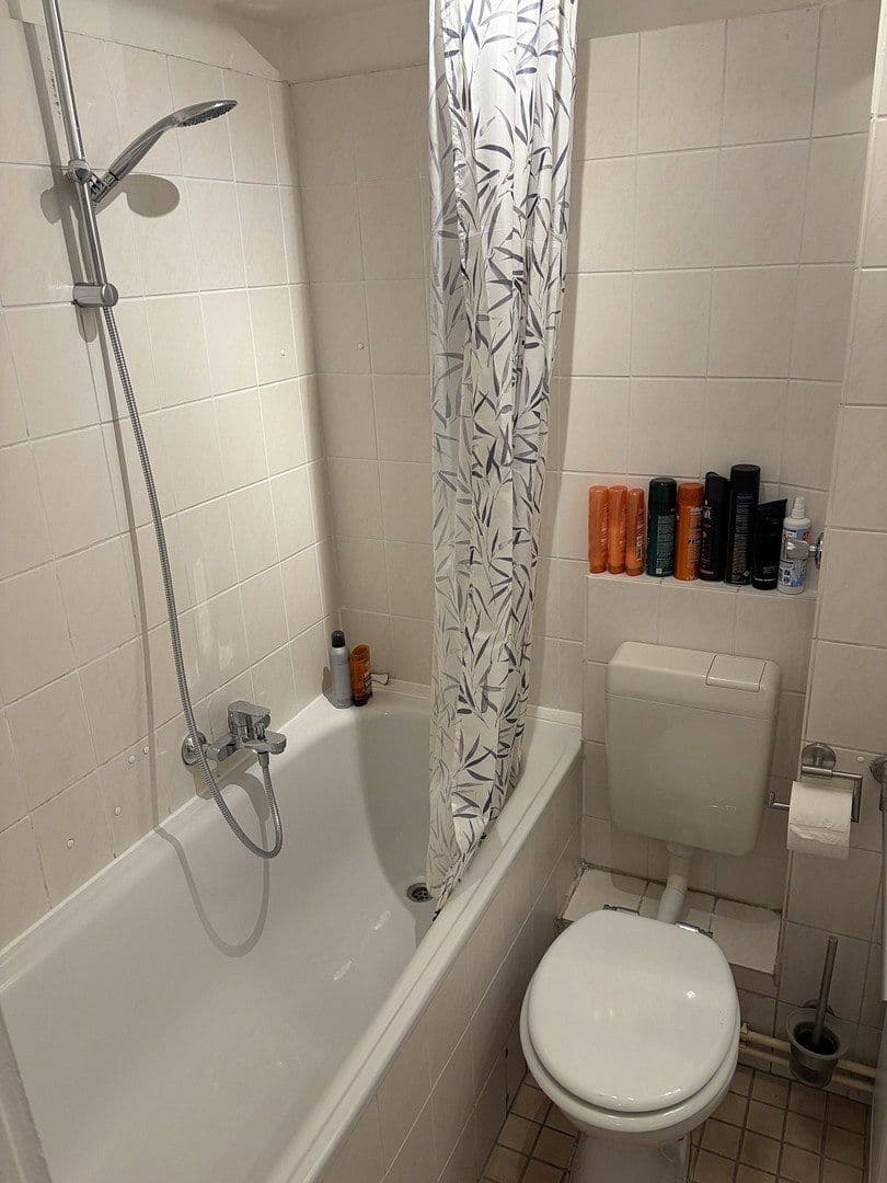 Pronájem bytu 3+1 65 m², Salamancaweg 5, Hannover, Dolní Sasko Pronájem bytu 3+1 65 m², Salamancaweg 5, Hannover, Dolní Sasko