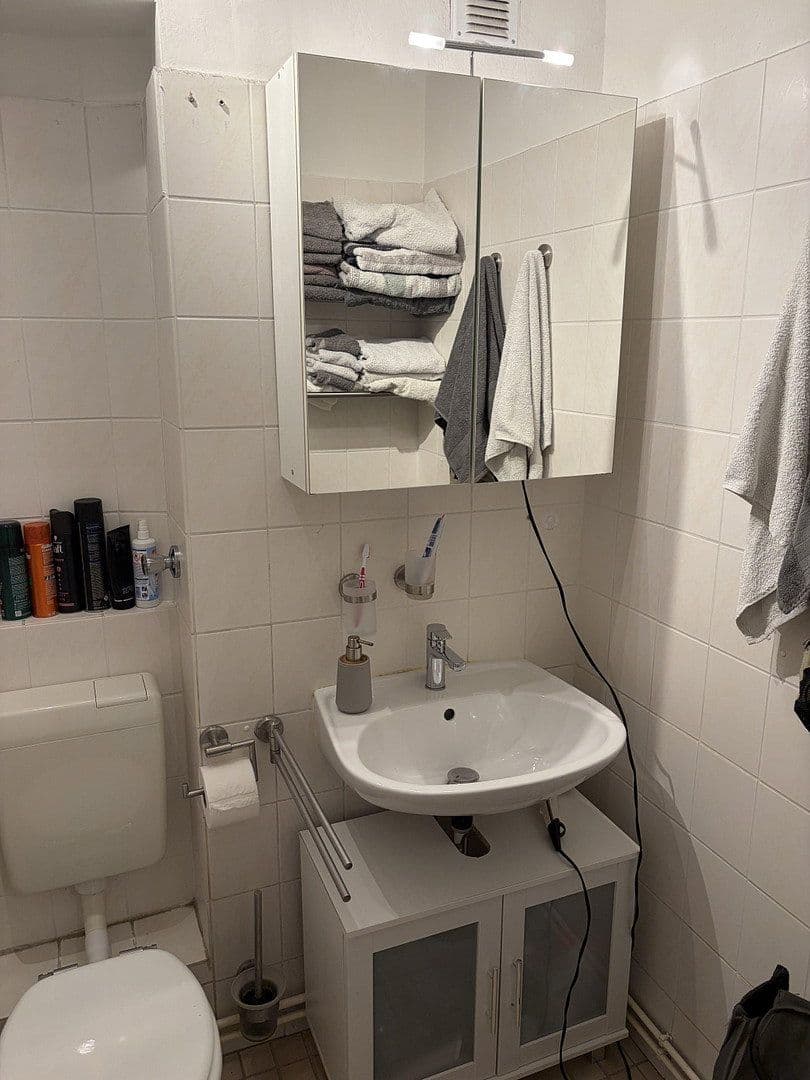 Pronájem bytu 3+1 65 m², Salamancaweg 5, Hannover, Dolní Sasko Pronájem bytu 3+1 65 m², Salamancaweg 5, Hannover, Dolní Sasko