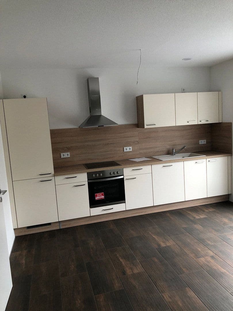 Pronájem domu 139 m², pozemek 225 m², Mühltal, Hessen Pronájem domu 139 m², pozemek 225 m², Mühltal, Hessen