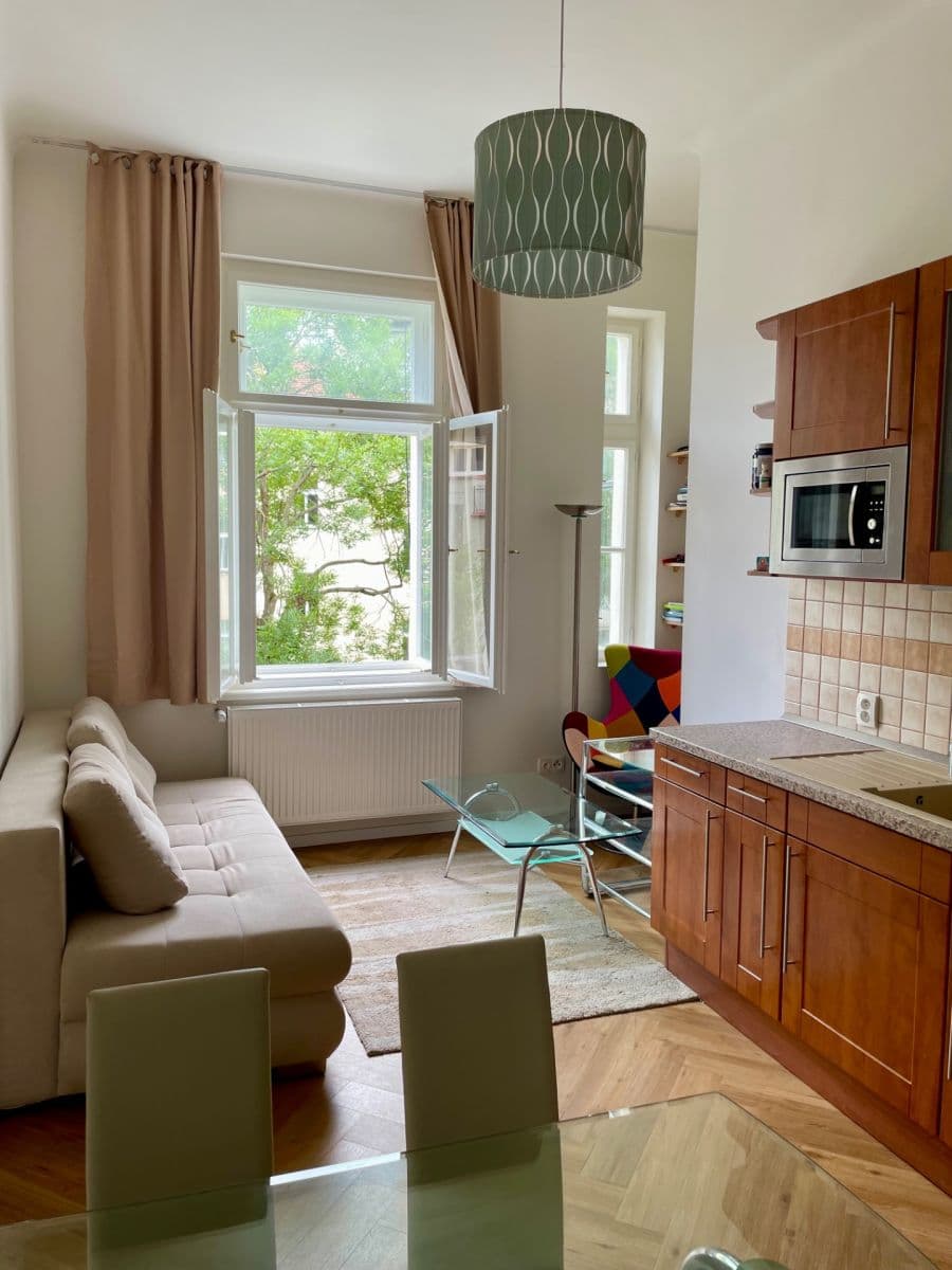 Pronájem bytu 2+kk 45 m², Finská, Praha, Praha Pronájem bytu 2+kk 45 m², Finská, Praha, Praha