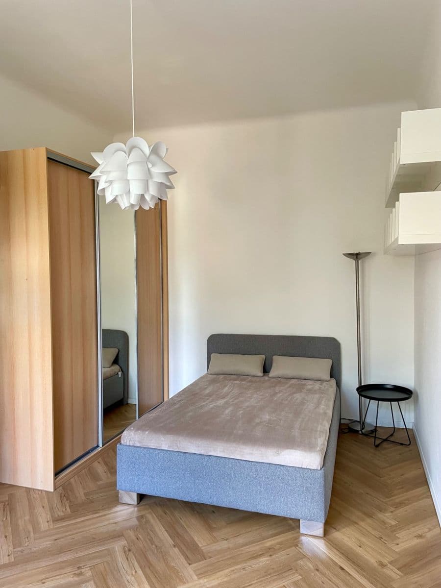 Pronájem bytu 2+kk 45 m², Finská, Praha, Praha Pronájem bytu 2+kk 45 m², Finská, Praha, Praha