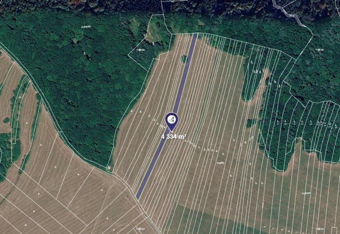 Prodej pozemku 4.334 m², Zlámanec, Zlínský kraj Prodej pozemku 4.334 m², Zlámanec, Zlínský kraj
