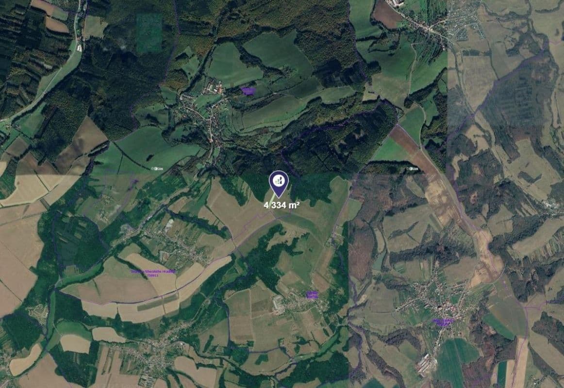 Prodej pozemku 4.334 m², Zlámanec, Zlínský kraj Prodej pozemku 4.334 m², Zlámanec, Zlínský kraj
