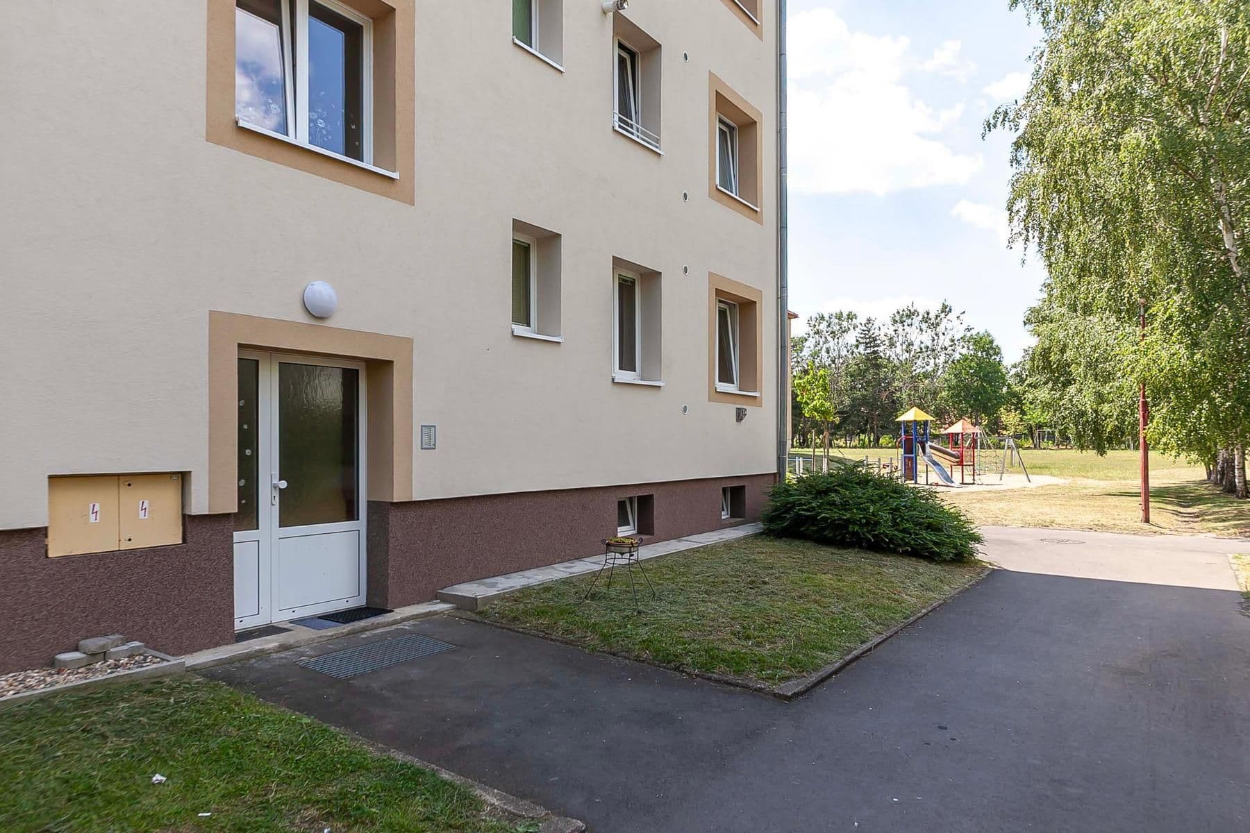 Prodej bytu 3+1 65 m², V Sídlišti, Horní Beřkovice, Ústecký kraj Prodej bytu 3+1 65 m², V Sídlišti, Horní Beřkovice, Ústecký kraj