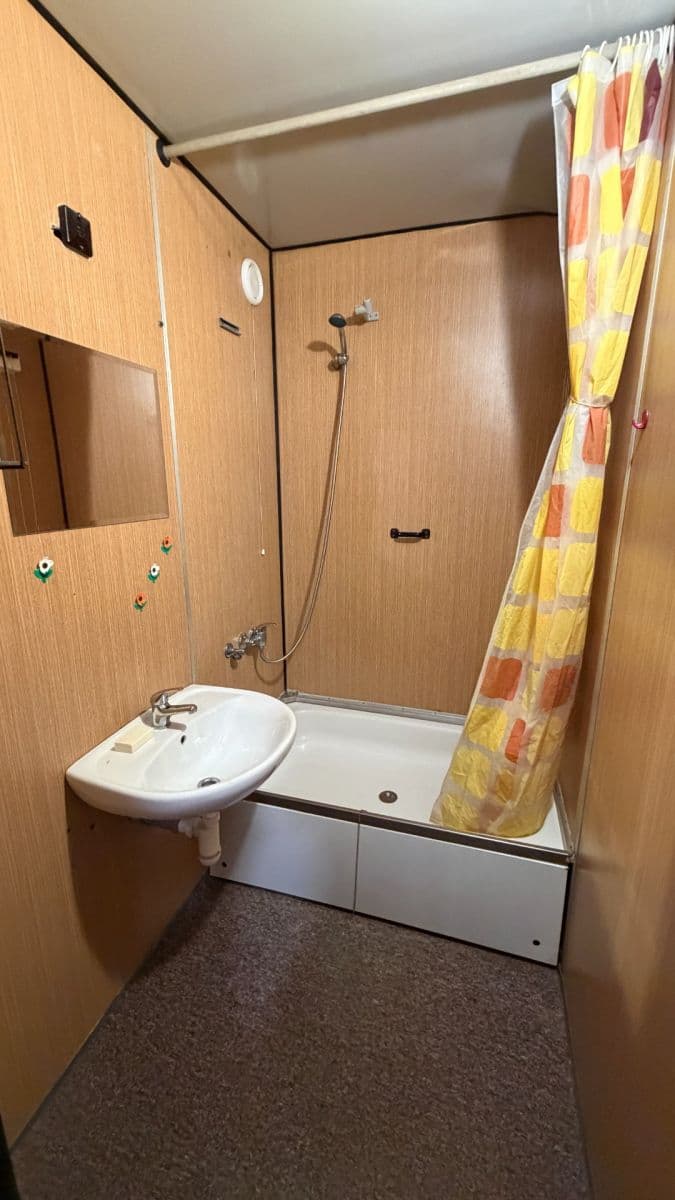 Pronájem bytu 1+kk 30 m², Nad Opatovem, Praha, Praha Pronájem bytu 1+kk 30 m², Nad Opatovem, Praha, Praha