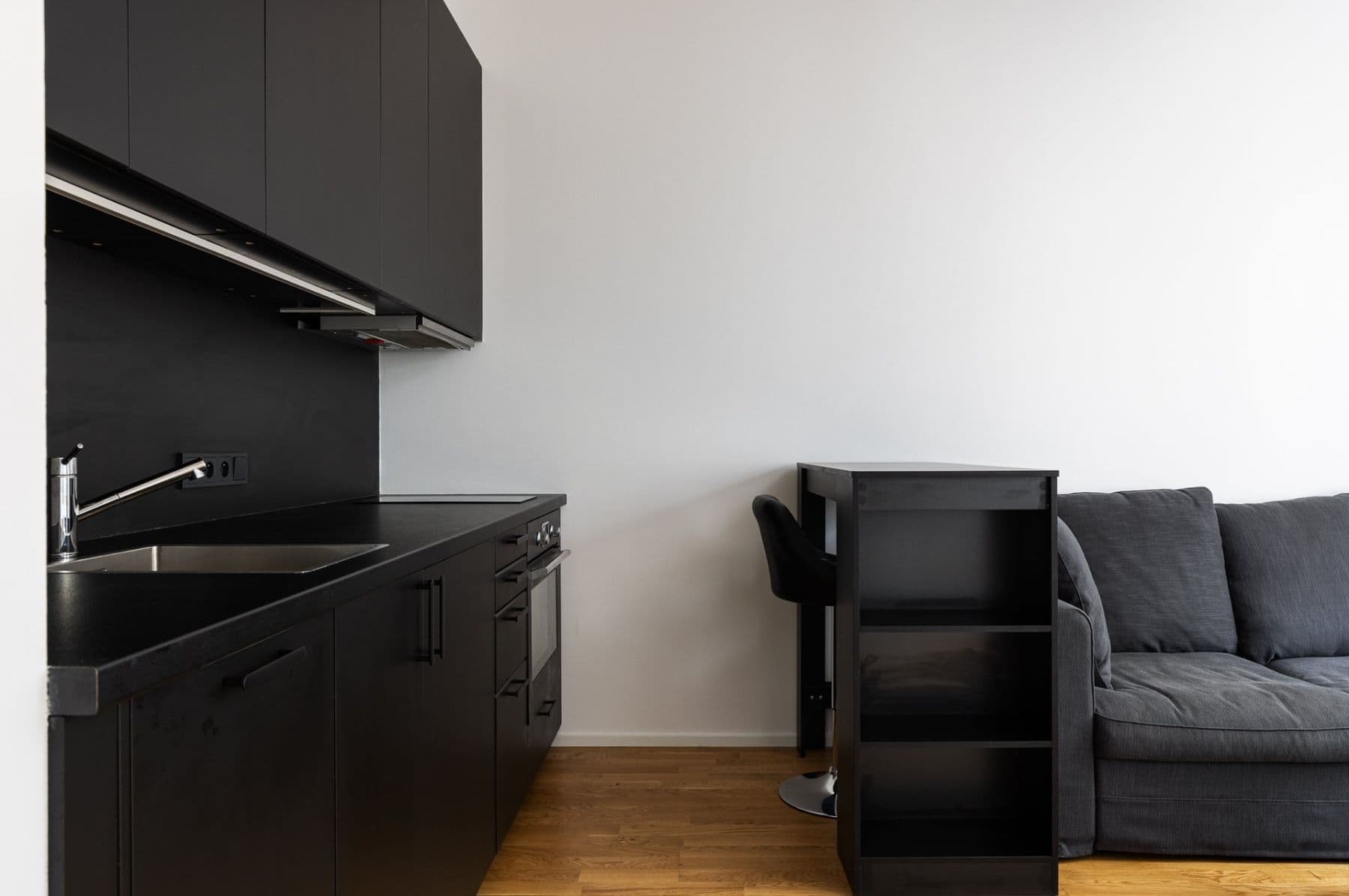 Pronájem bytu 1+kk 30 m², Grafická, Praha, Praha Pronájem bytu 1+kk 30 m², Grafická, Praha, Praha