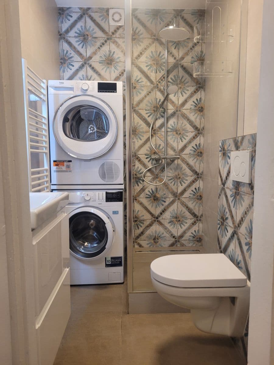 Pronájem bytu 2+1 53 m², Žerotínova, Praha, Praha Pronájem bytu 2+1 53 m², Žerotínova, Praha, Praha