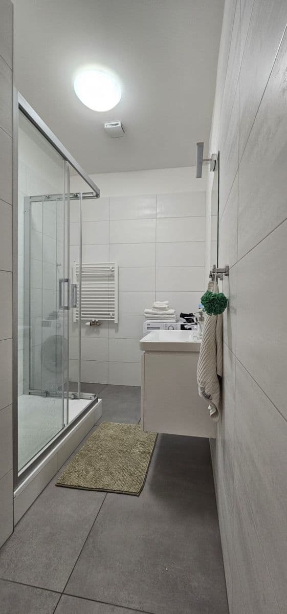 Pronájem bytu 2+kk 59 m², Mlynářská, Praha, Praha Pronájem bytu 2+kk 59 m², Mlynářská, Praha, Praha