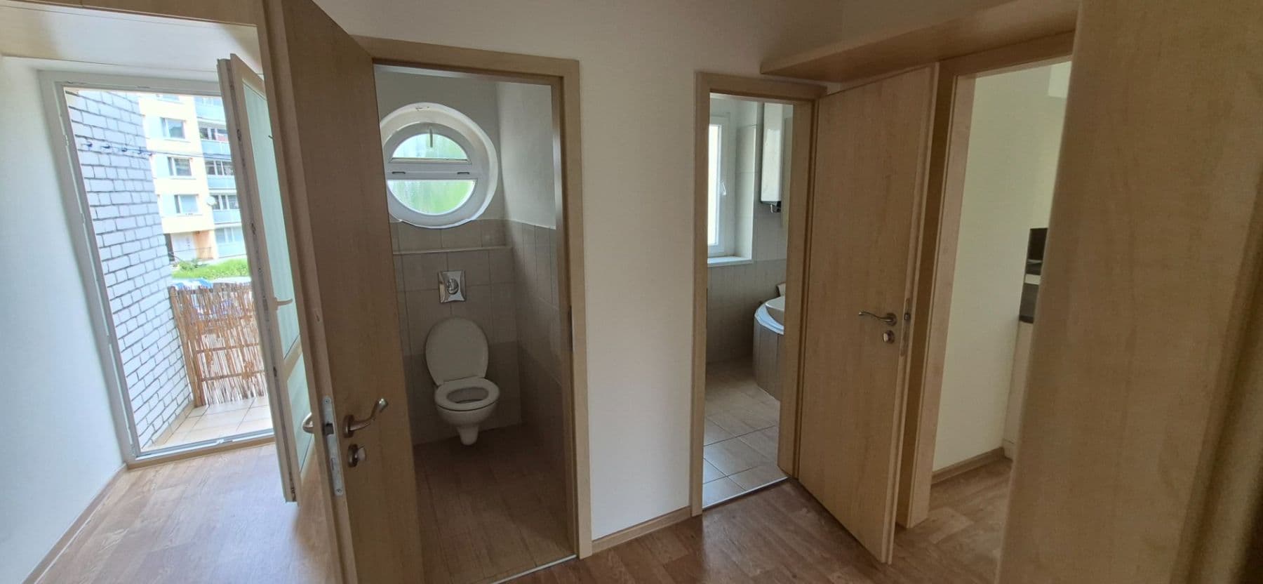 Pronájem bytu 2+1 55 m², Okružní, Praha, Praha Pronájem bytu 2+1 55 m², Okružní, Praha, Praha