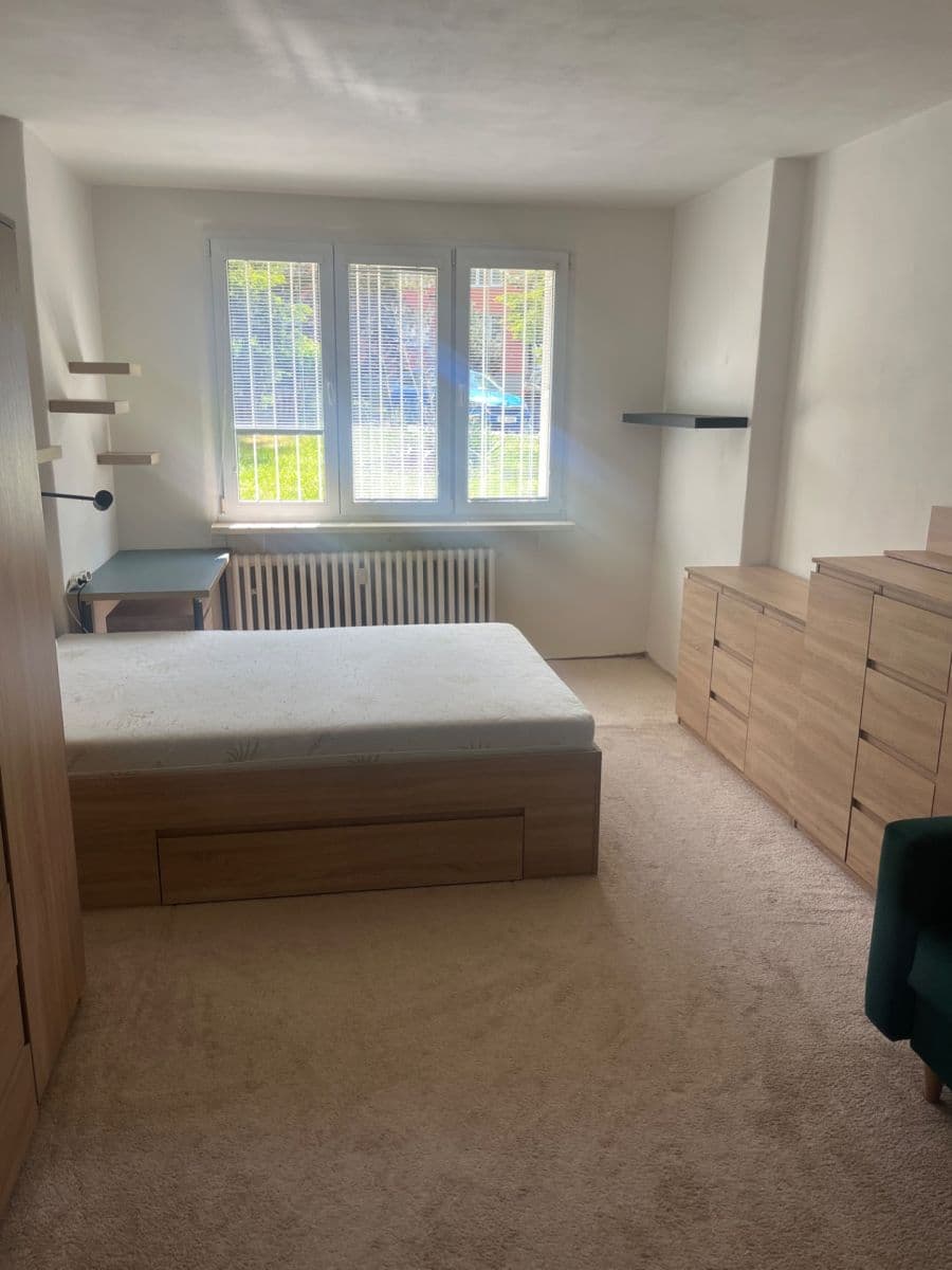 Prodej bytu 2+1 66 m², Tenisová, Praha, Praha Prodej bytu 2+1 66 m², Tenisová, Praha, Praha