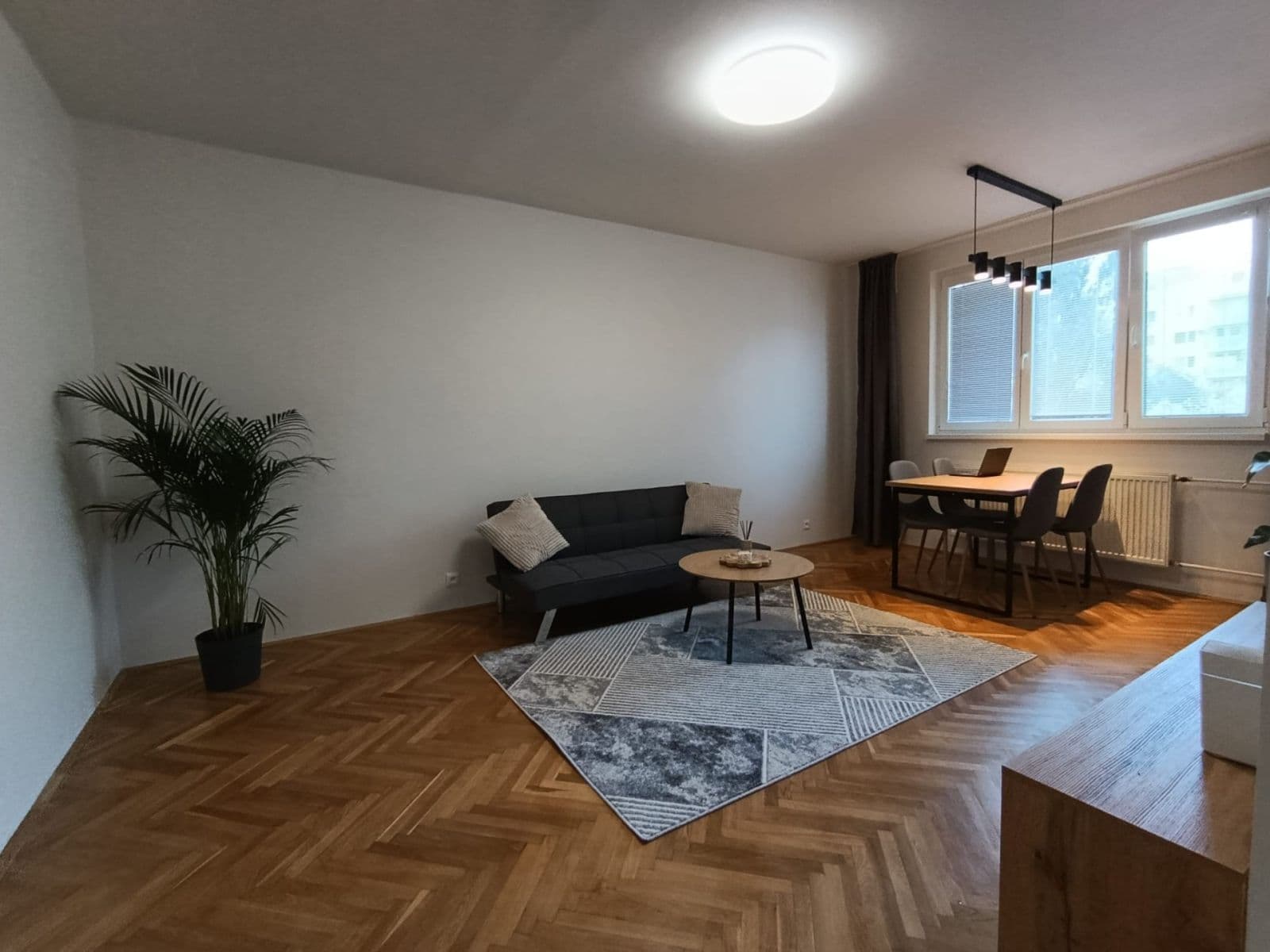 Prodej bytu 2+1 56 m², Nezábudková, Ružinov, Bratislavský kraj Prodej bytu 2+1 56 m², Nezábudková, Ružinov, Bratislavský kraj