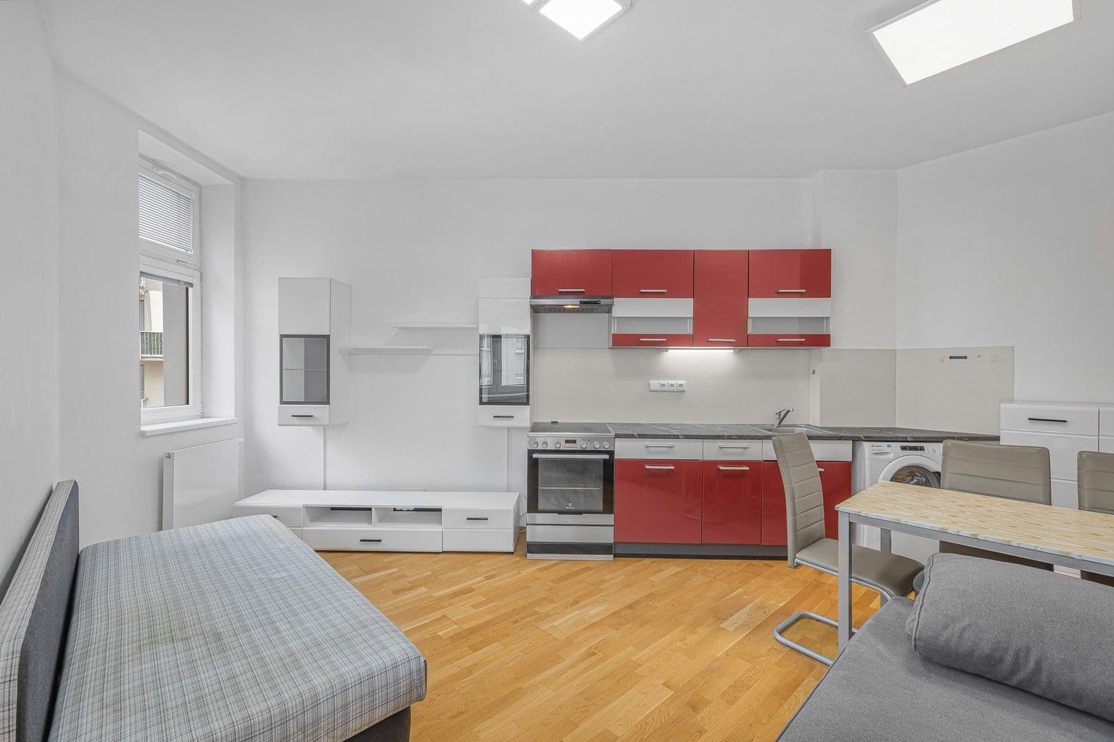 Pronájem bytu 1+kk 25 m², Lihovarská, Praha, Praha Pronájem bytu 1+kk 25 m², Lihovarská, Praha, Praha