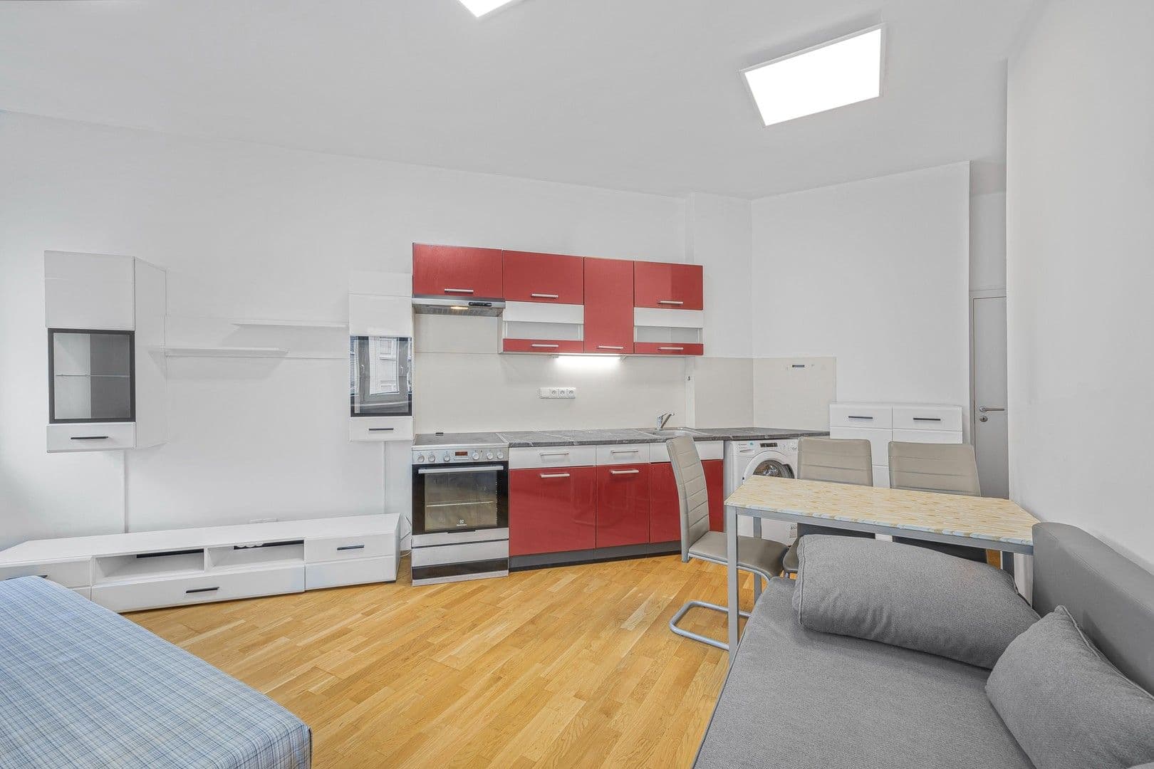 Pronájem bytu 1+kk 25 m², Lihovarská, Praha, Praha Pronájem bytu 1+kk 25 m², Lihovarská, Praha, Praha