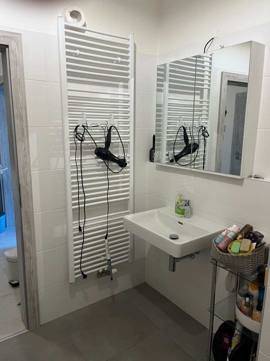 Pronájem bytu 1+kk 44 m², Nad Kolčavkou, Praha, Praha Pronájem bytu 1+kk 44 m², Nad Kolčavkou, Praha, Praha