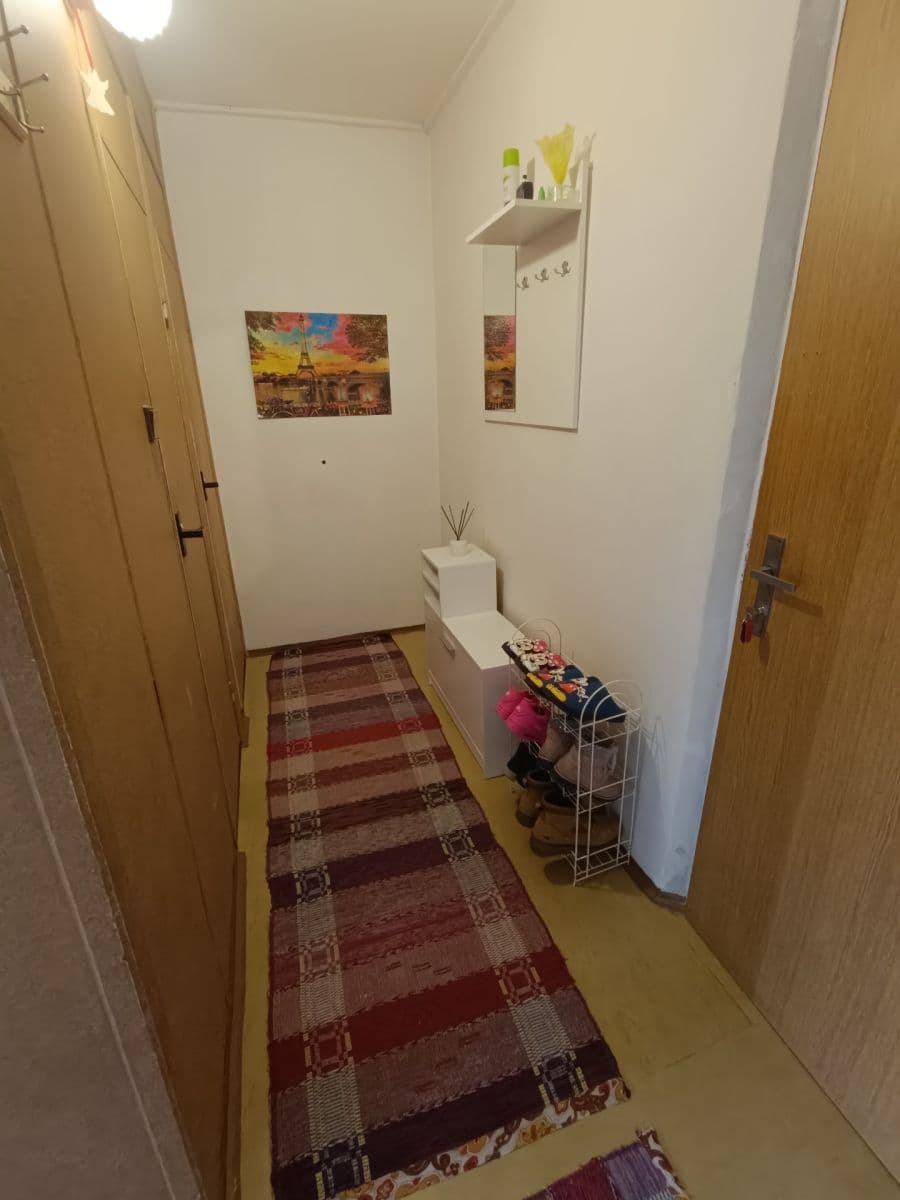 Prodej bytu 2+1 60 m², Vyšné fabriky, Liptovský Hrádok, Žilinský kraj Prodej bytu 2+1 60 m², Vyšné fabriky, Liptovský Hrádok, Žilinský kraj