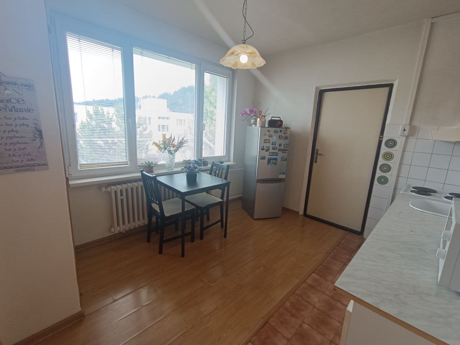 Prodej bytu 2+1 60 m², Vyšné fabriky, Liptovský Hrádok, Žilinský kraj Prodej bytu 2+1 60 m², Vyšné fabriky, Liptovský Hrádok, Žilinský kraj