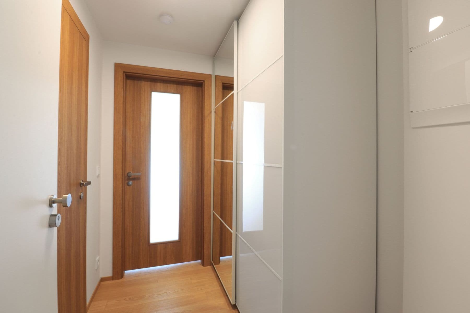 Pronájem bytu 1+kk 32 m², Hodonínská, Praha, Praha Pronájem bytu 1+kk 32 m², Hodonínská, Praha, Praha