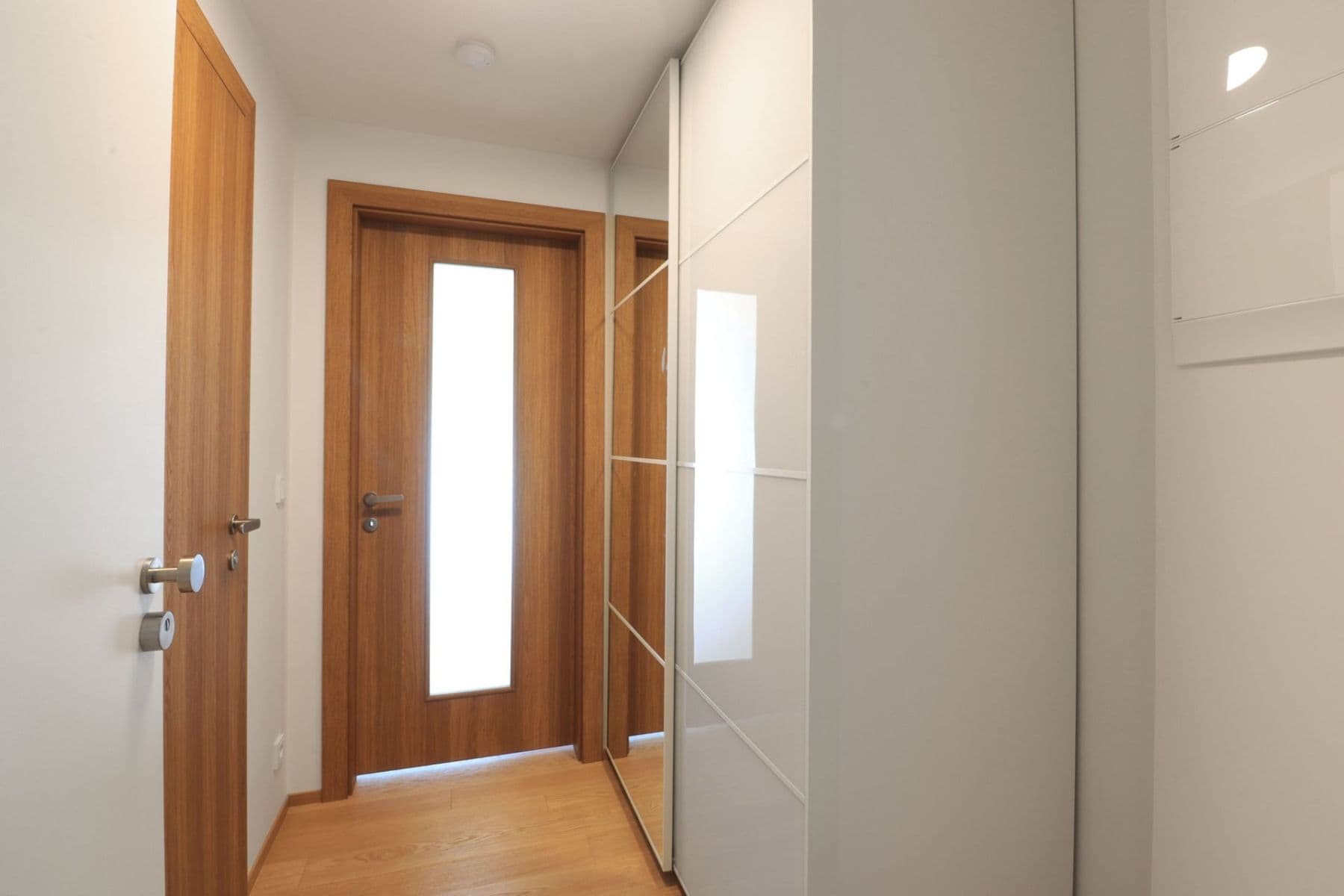 Pronájem bytu 1+kk 32 m², Hodonínská, Praha, Praha Pronájem bytu 1+kk 32 m², Hodonínská, Praha, Praha