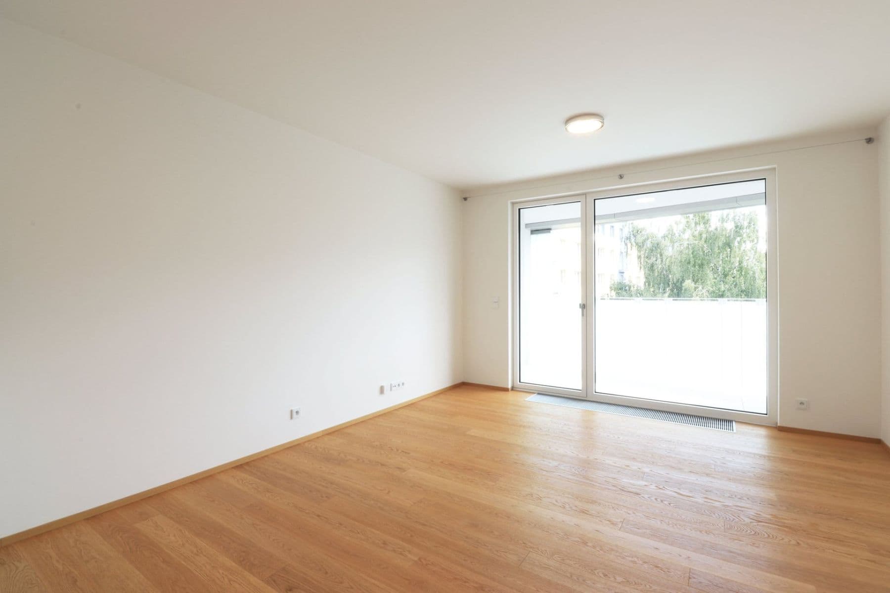 Pronájem bytu 1+kk 32 m², Hodonínská, Praha, Praha Pronájem bytu 1+kk 32 m², Hodonínská, Praha, Praha