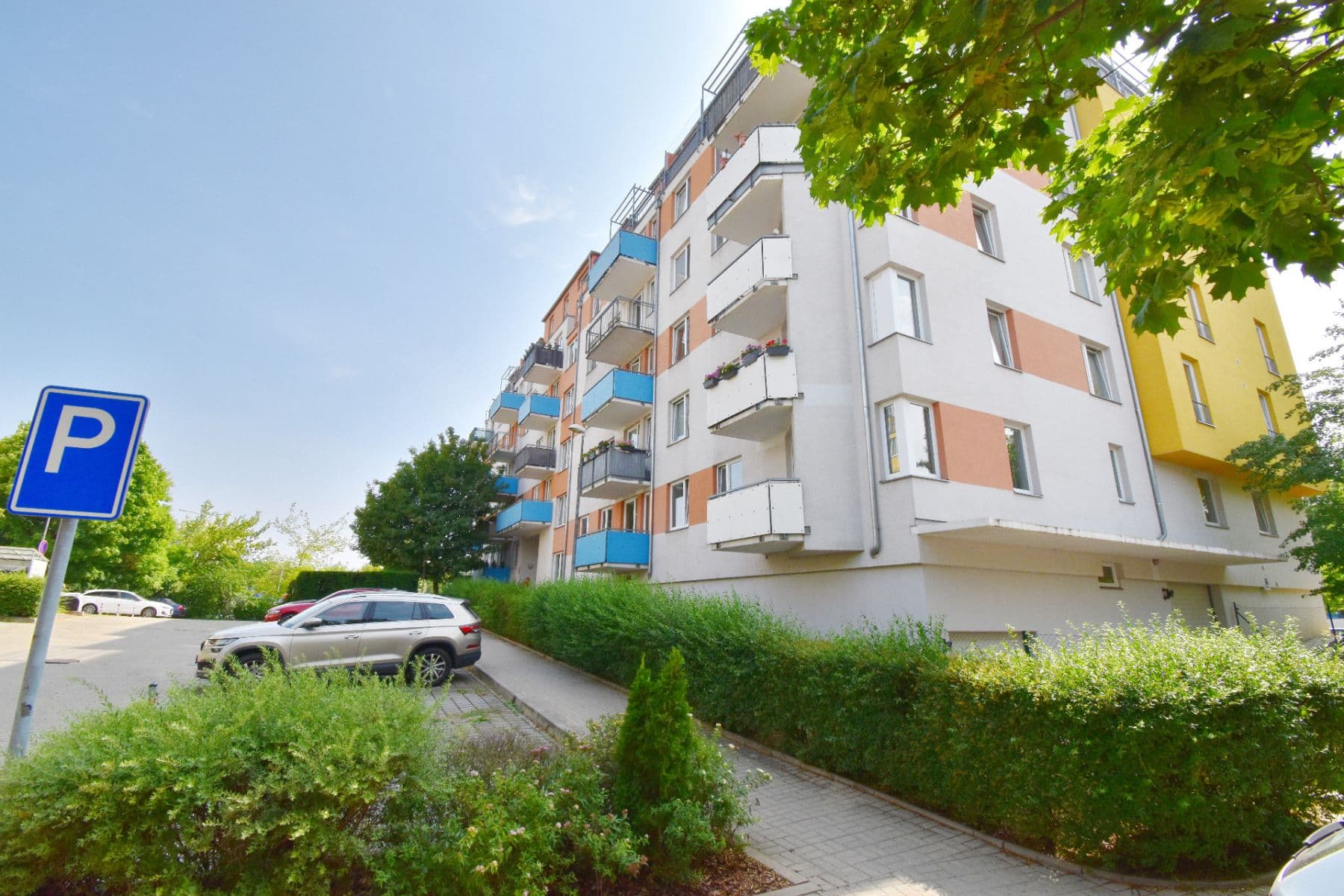 Pronájem bytu 2+kk 58 m², Zlonická, Praha, Praha Pronájem bytu 2+kk 58 m², Zlonická, Praha, Praha