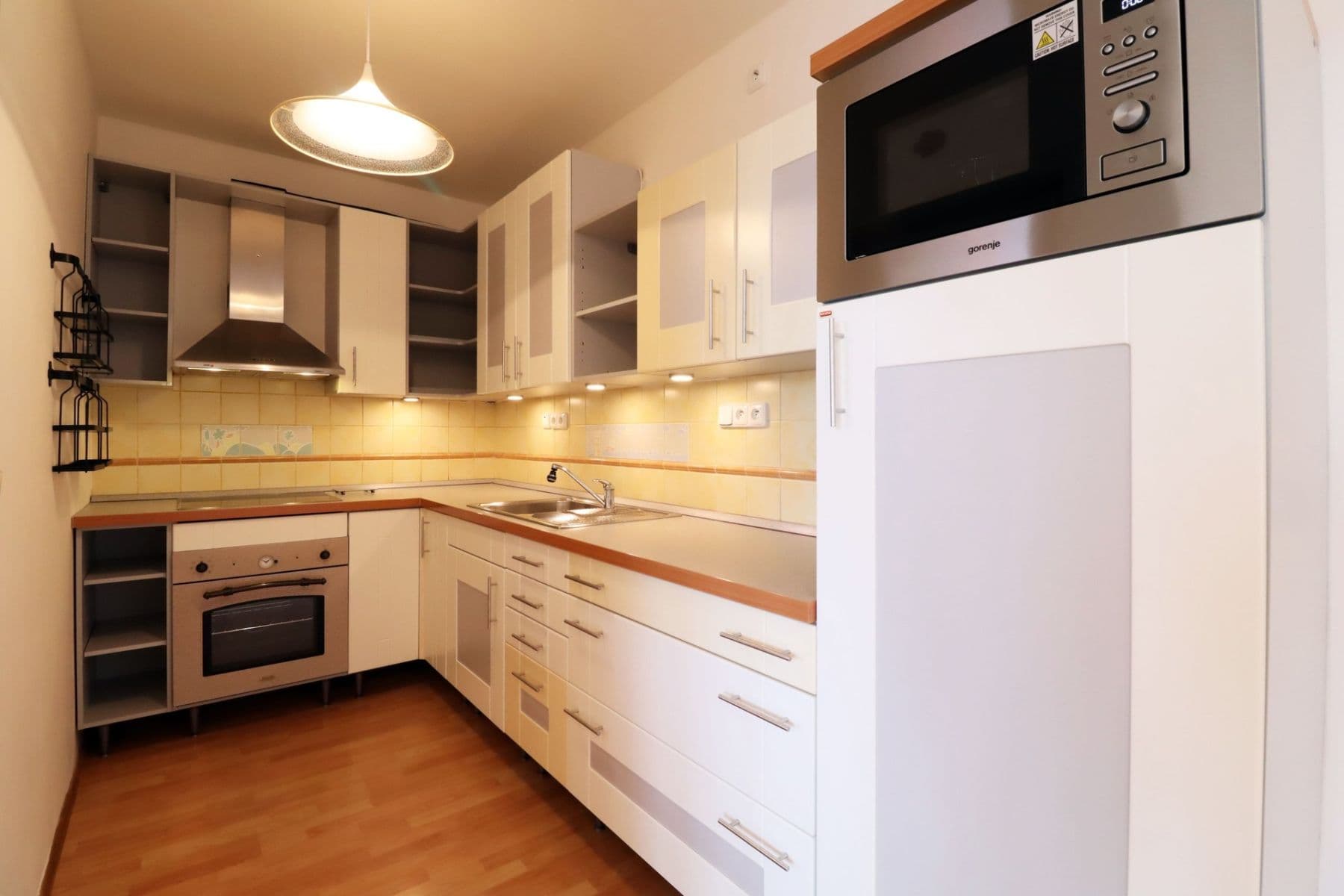 Pronájem bytu 2+kk 46 m², Ve Stromkách, Vestec, Středočeský kraj Pronájem bytu 2+kk 46 m², Ve Stromkách, Vestec, Středočeský kraj