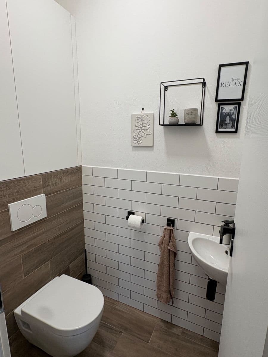 Pronájem bytu 2+kk 61 m², Obránců míru, Třebíč, Kraj Vysočina Pronájem bytu 2+kk 61 m², Obránců míru, Třebíč, Kraj Vysočina