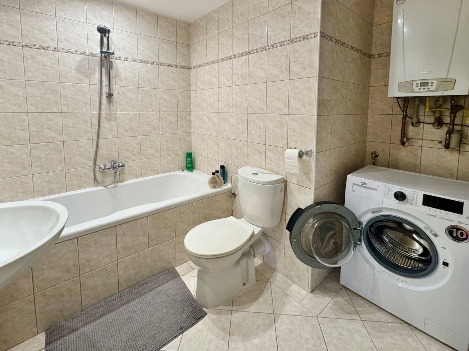 Pronájem bytu 2+kk 44 m², Na lysině, Praha, Praha Pronájem bytu 2+kk 44 m², Na lysině, Praha, Praha