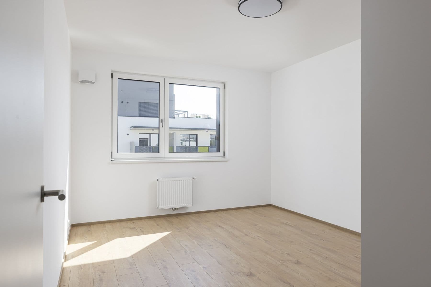 Pronájem bytu 2+kk 56 m², Nebřenická, Praha, Praha Pronájem bytu 2+kk 56 m², Nebřenická, Praha, Praha