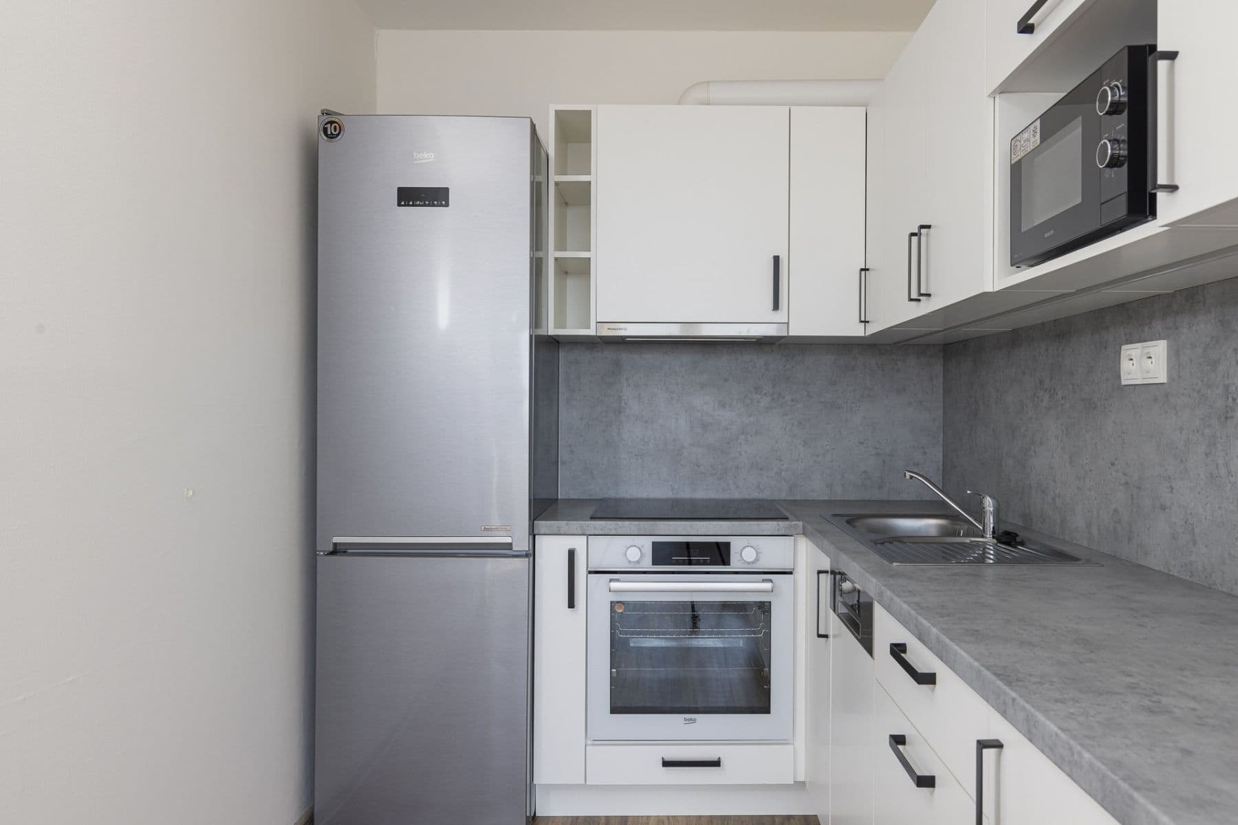 Pronájem bytu 2+kk 41 m², Zárybská, Praha, Praha Pronájem bytu 2+kk 41 m², Zárybská, Praha, Praha