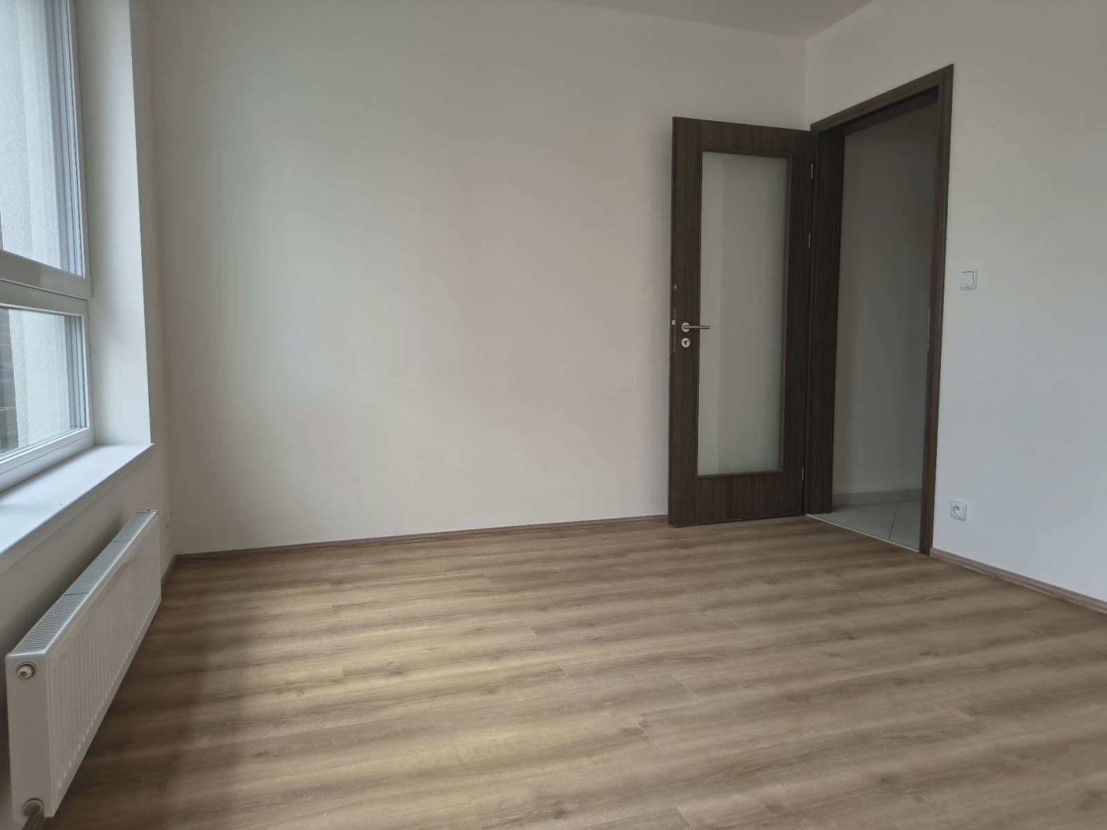 Pronájem bytu 1+kk 36 m², Pod Harfou, Praha, Praha Pronájem bytu 1+kk 36 m², Pod Harfou, Praha, Praha