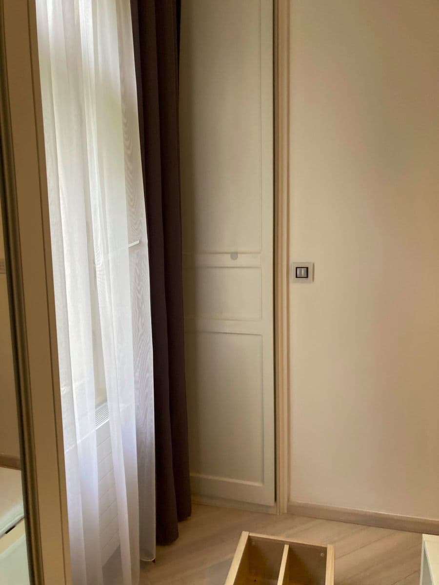 Pronájem bytu 3+kk 90 m², Arbesovo náměstí, Praha, Praha Pronájem bytu 3+kk 90 m², Arbesovo náměstí, Praha, Praha