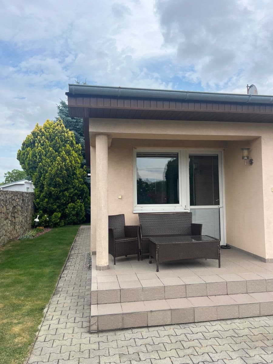 Prodej domu 103 m², pozemek 700 m², Tureň, Bratislavský kraj Prodej domu 103 m², pozemek 700 m², Tureň, Bratislavský kraj