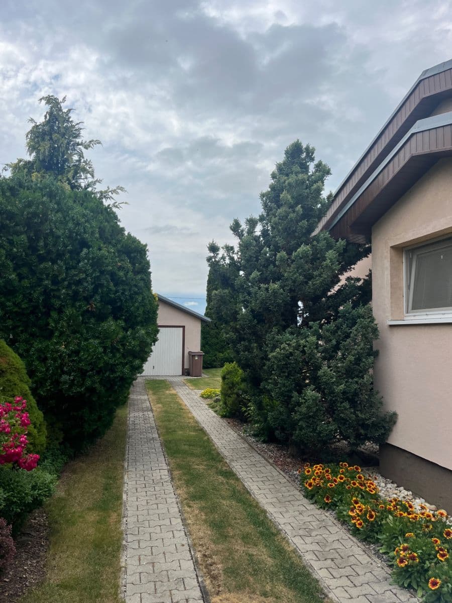 Prodej domu 103 m², pozemek 700 m², Tureň, Bratislavský kraj Prodej domu 103 m², pozemek 700 m², Tureň, Bratislavský kraj