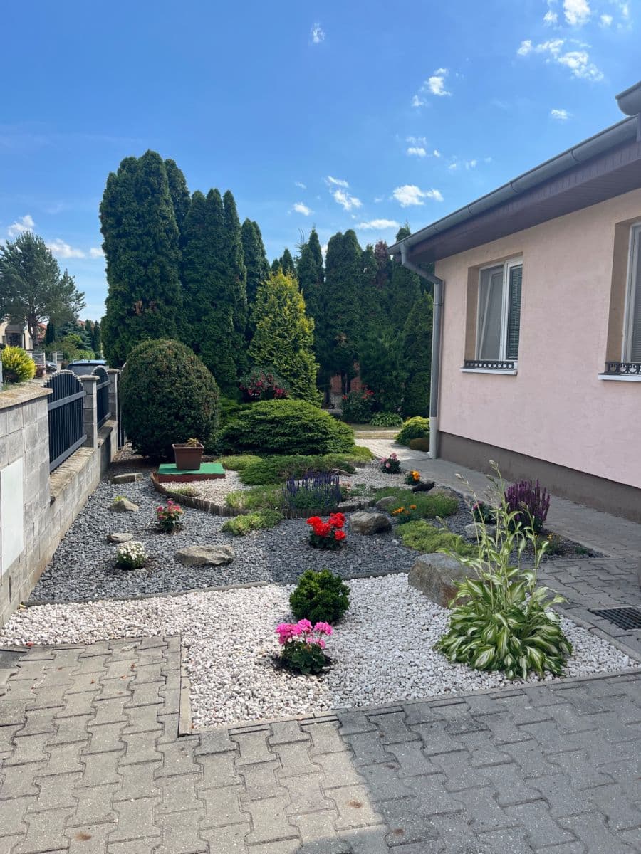Prodej domu 103 m², pozemek 700 m², Tureň, Bratislavský kraj Prodej domu 103 m², pozemek 700 m², Tureň, Bratislavský kraj