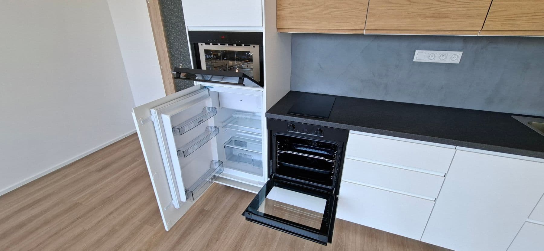 Pronájem bytu 1+kk 31 m², Řepova, Brno, Jihomoravský kraj Pronájem bytu 1+kk 31 m², Řepova, Brno, Jihomoravský kraj