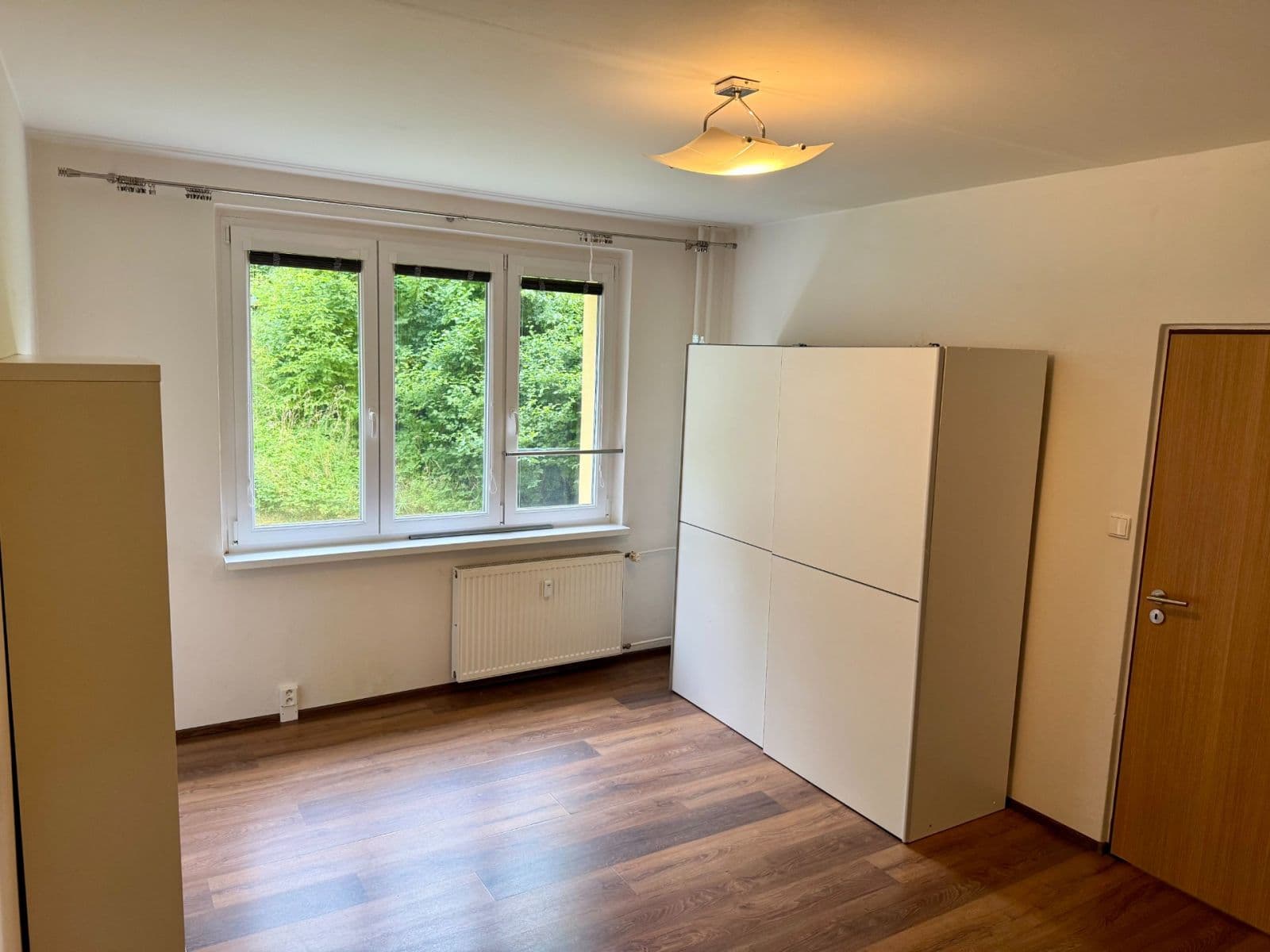 Pronájem bytu 1+1 38 m², Závodu míru, Karlovy Vary, Karlovarský kraj Pronájem bytu 1+1 38 m², Závodu míru, Karlovy Vary, Karlovarský kraj